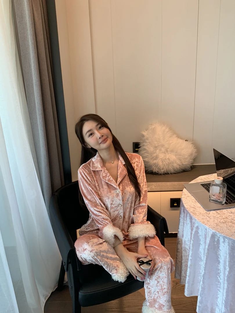 2025新款金丝绒睡衣女高级感气质羊羔毛秋冬可外穿睡衣居家服
