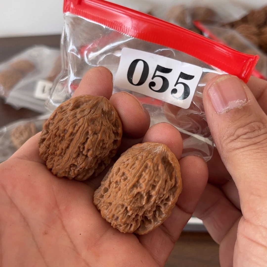 吊坠文玩核桃南疆32