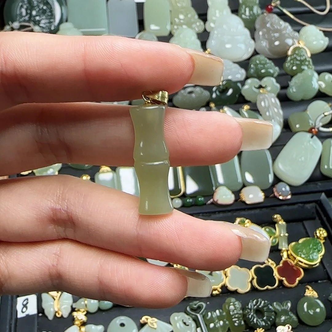 颈饰银S925镶嵌和田玉