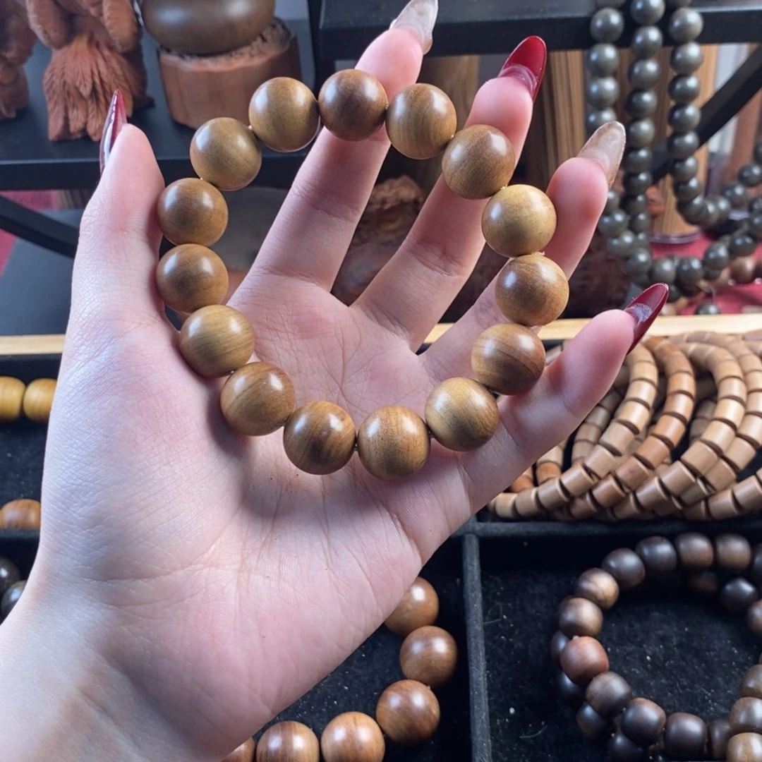 檀香木把件老山檀1.5奶香