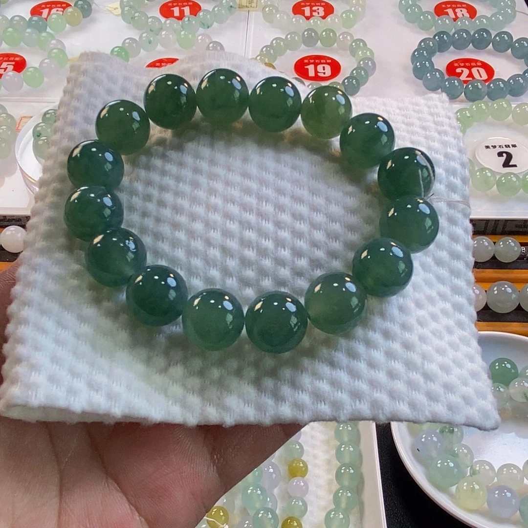 定制翡翠未镶嵌翡翠
