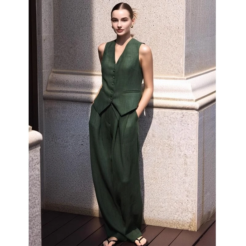 绿色亚麻套装女夏季2025新款高端气质度假老钱风马甲阔腿裤两件套