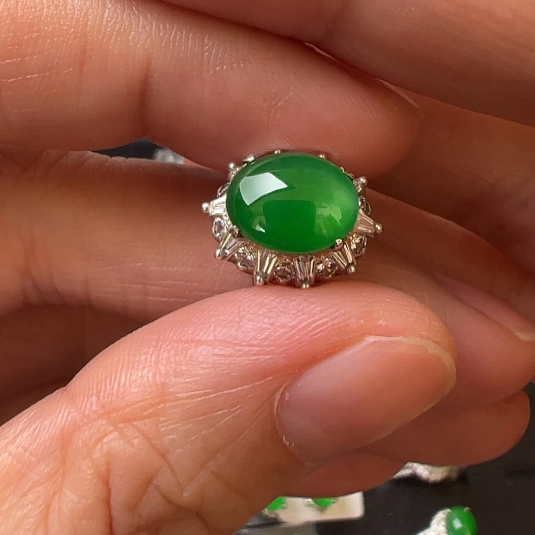 定制翡翠未镶嵌翡翠