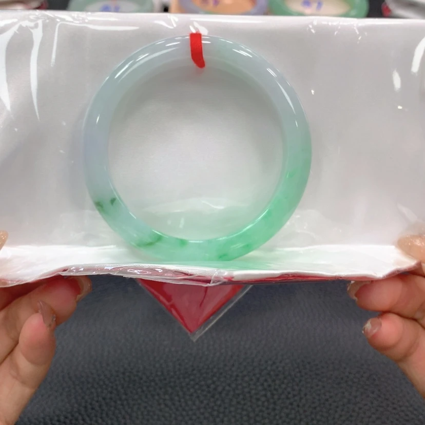 【闪购商品】翡翠手镯未镶嵌翡翠