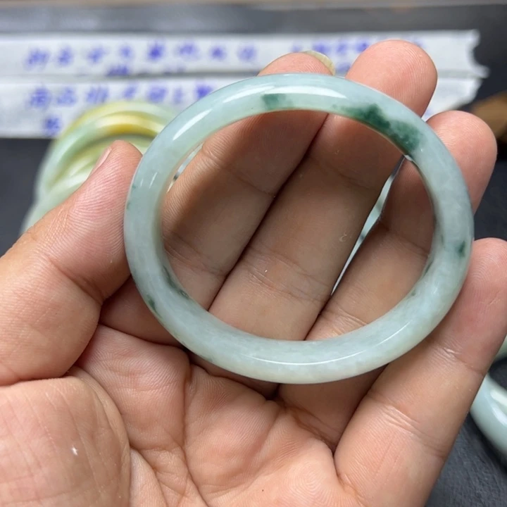 呜***哇定制翡翠未镶嵌53