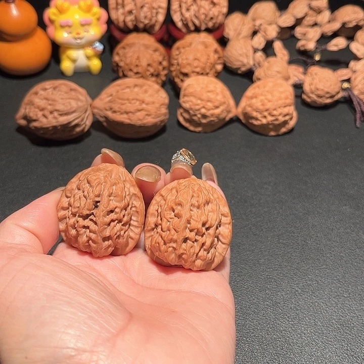 吊坠文玩核桃红莲