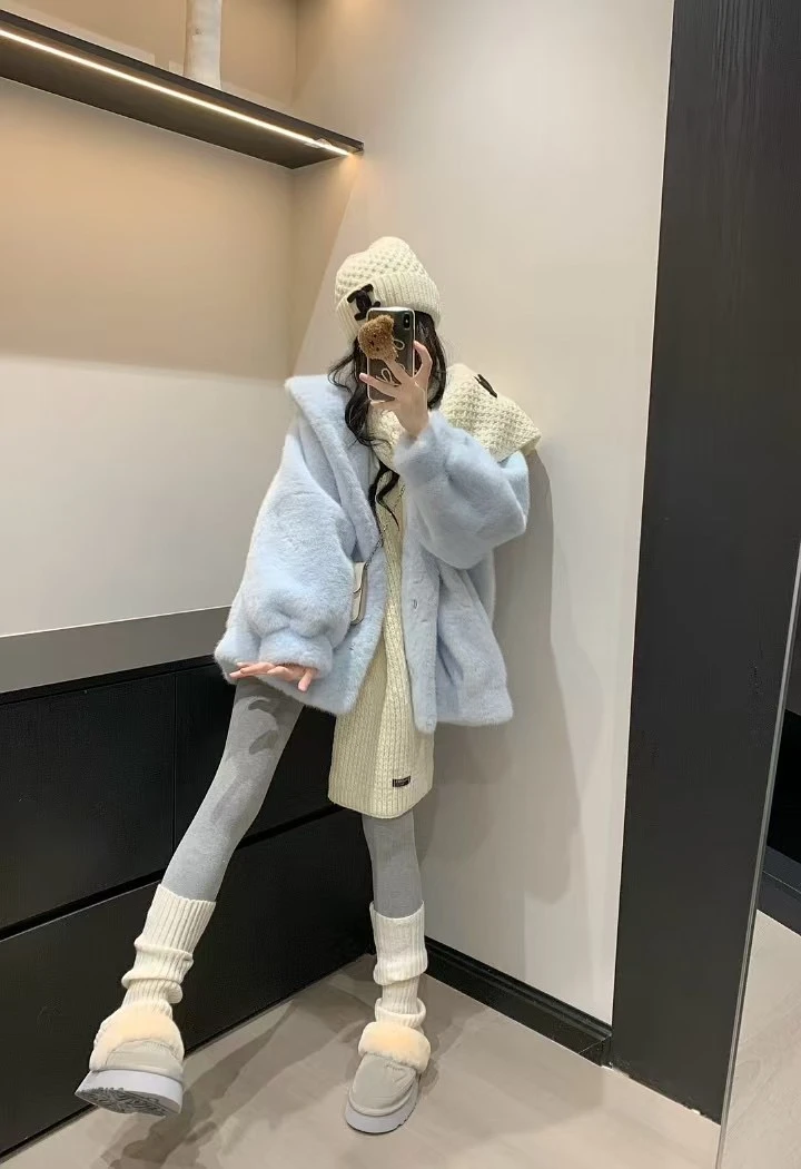 A19独特连帽毛毛外套【裁剪过程中会产生浮毛 介意勿拍】