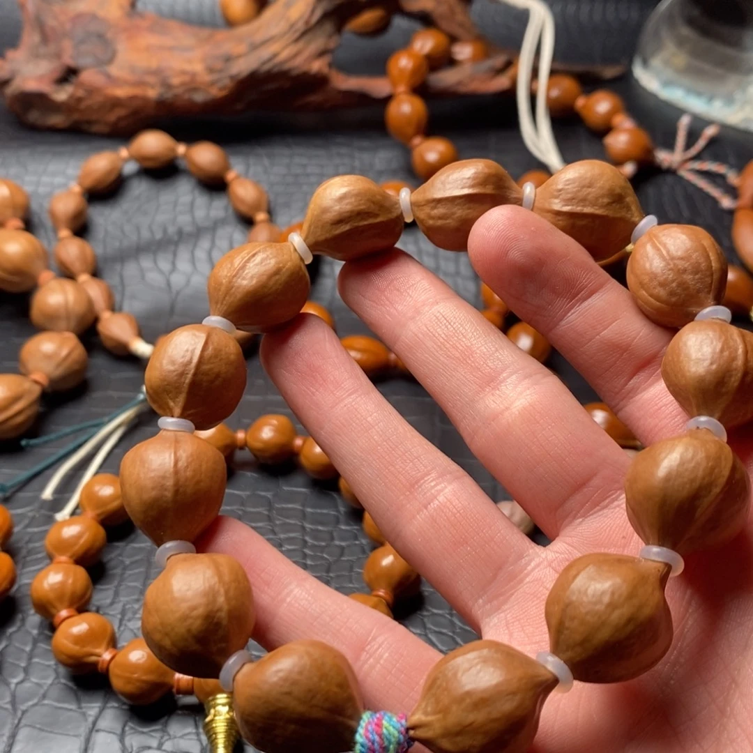 北***北橄榄核吊坠橄榄核