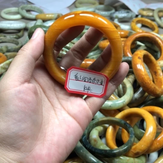 未镶嵌蛇纹石玉手镯爱****