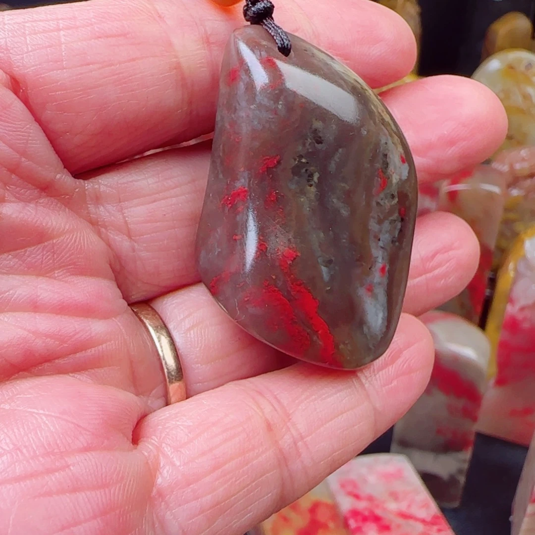 昌化石昌化鸡血石