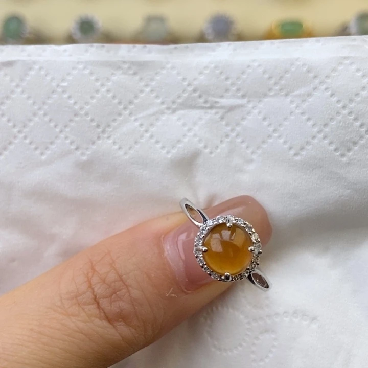 瞅***呢翡翠银S925镶嵌戒指蛋面