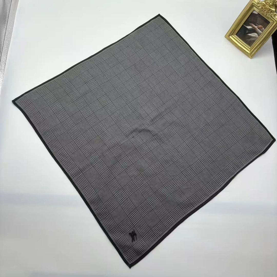 95新 BURBERRY/博柏利 海囤/巴宝莉/丝巾/yy10453