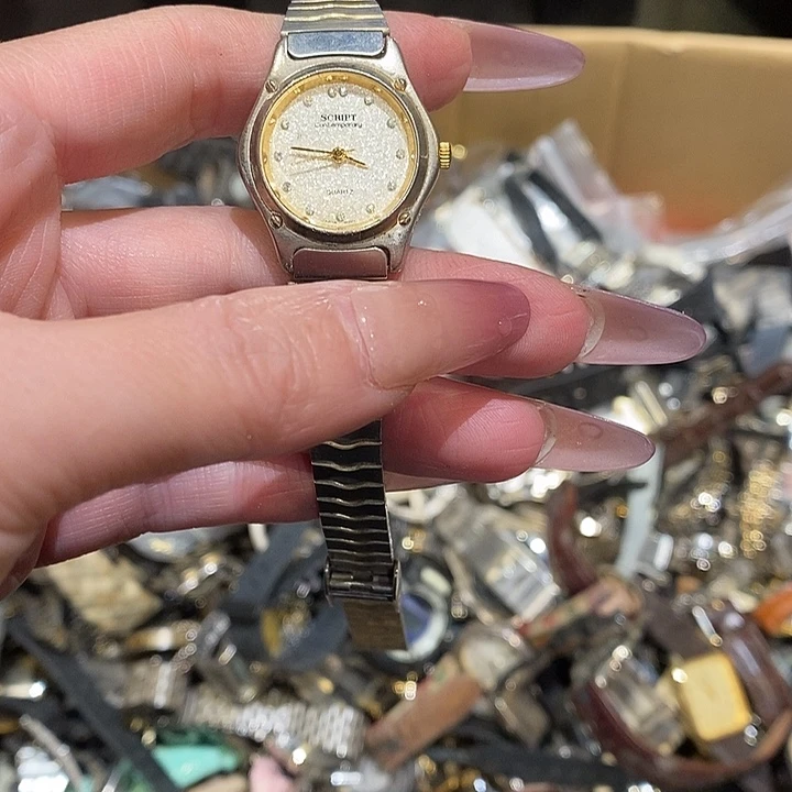 你***谁中古香水项链手链耳饰耳钉锆石（处理）