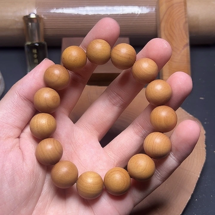 檀香木1.5*15顺纹沉水级