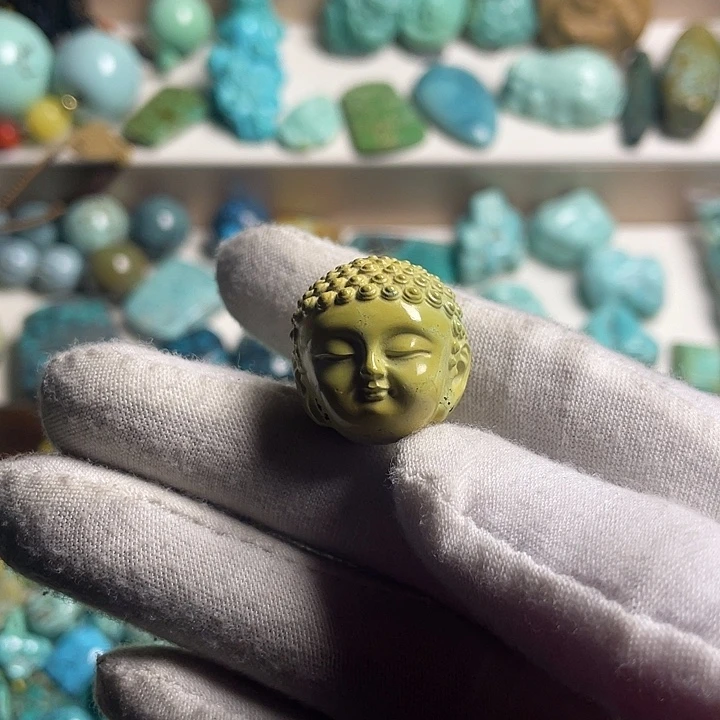 绿松石未镶嵌绿松石小佛