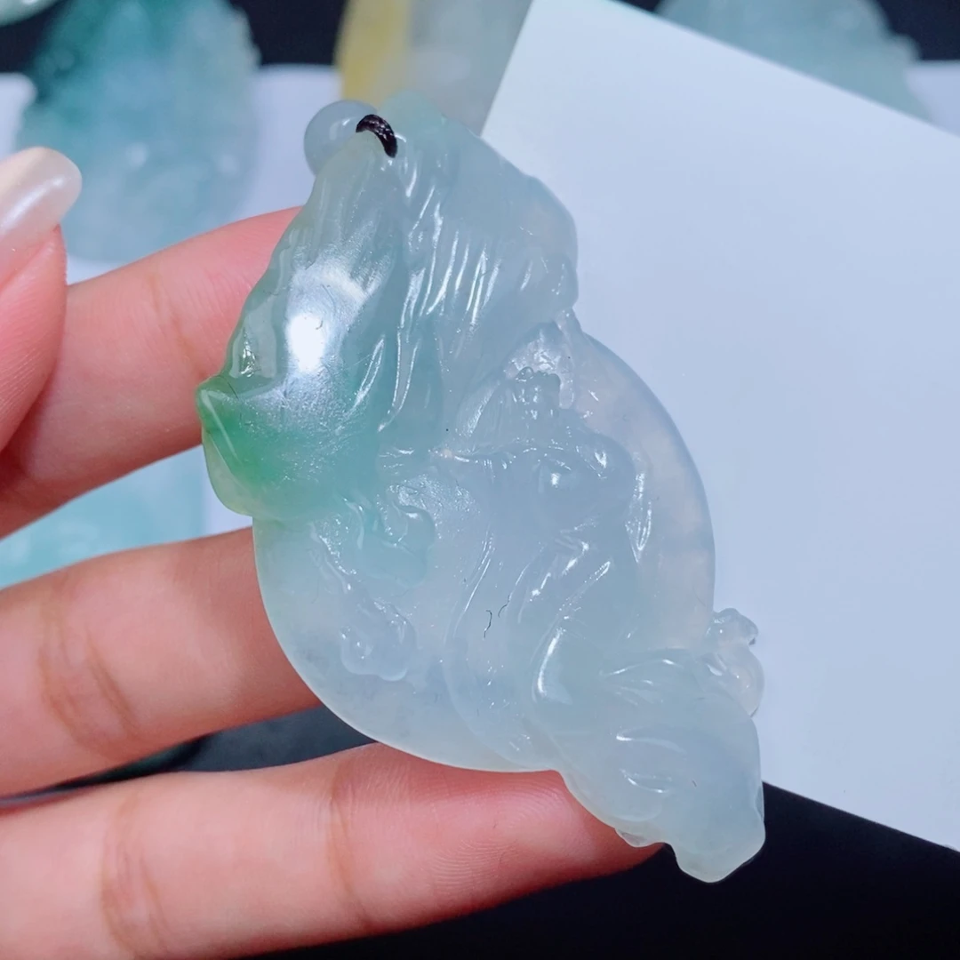 定制翡翠未镶嵌吊坠