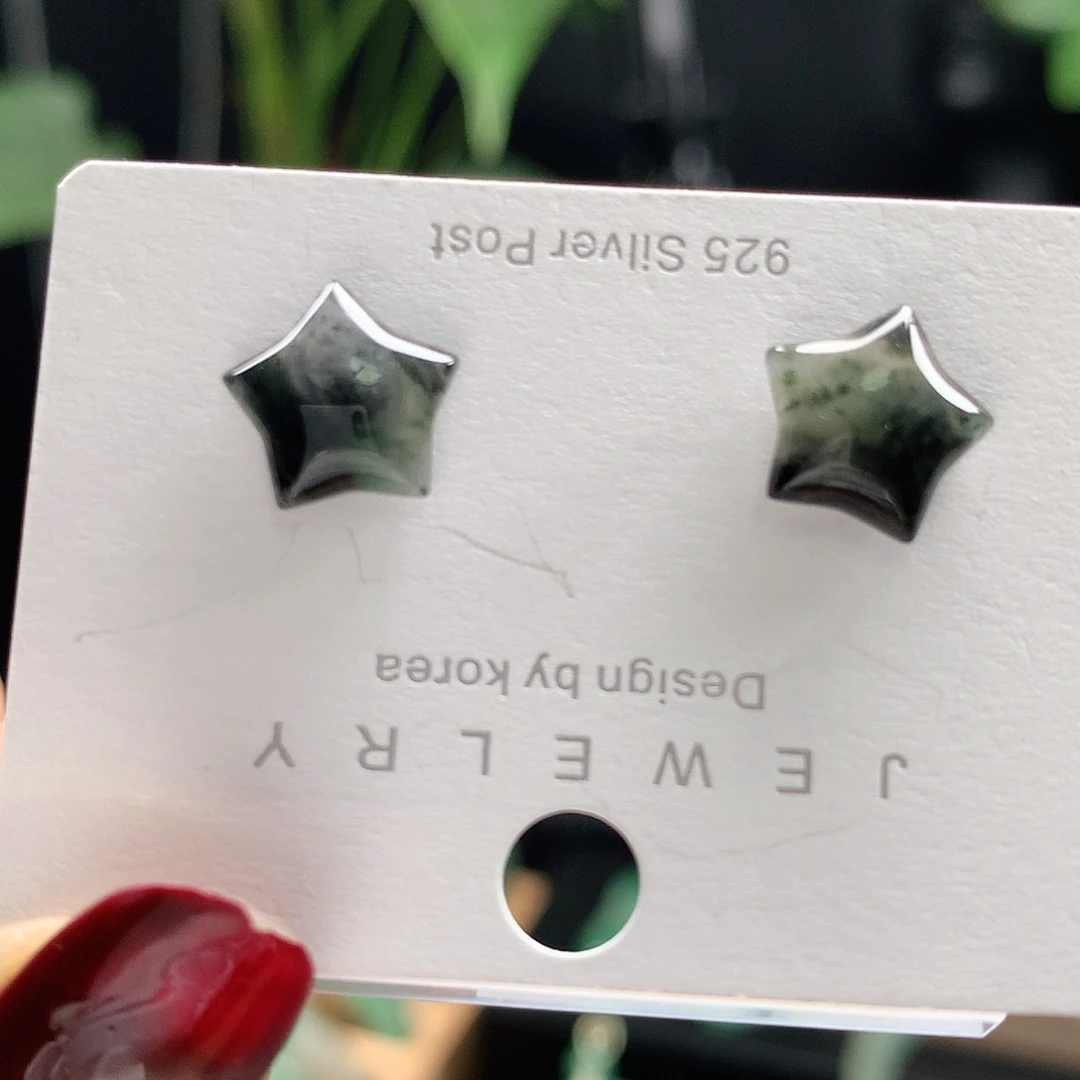 未镶嵌耳饰石英质玉