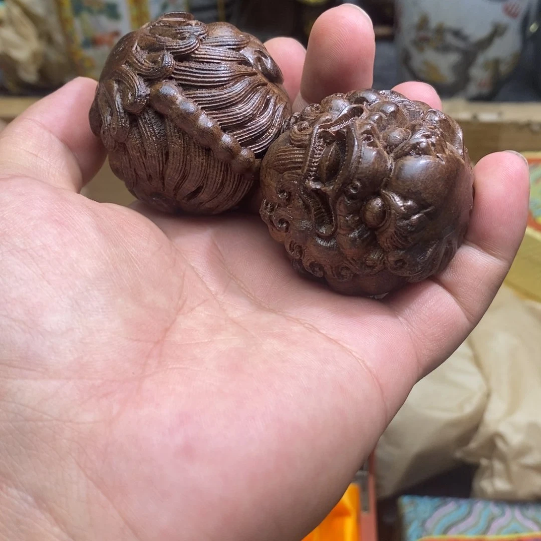 大叶紫檀（黑酸枝木类）