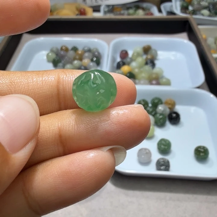 未镶嵌和田玉珠宝半成品微瑕不退换