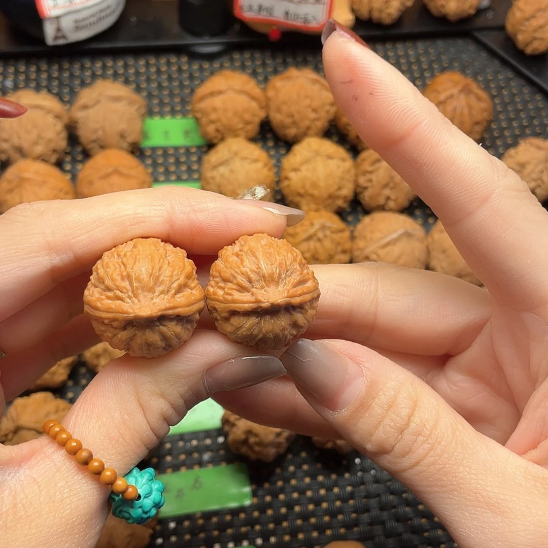 文玩核桃吊坠24➕水晶小苹果0006