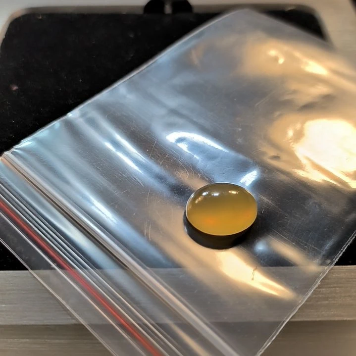 用***3石英岩玉未镶嵌戒面