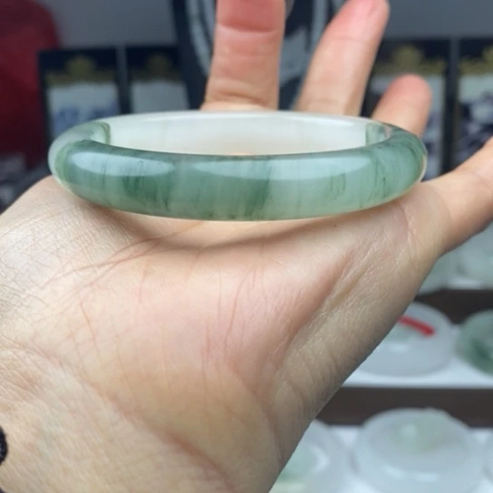 石英质玉（金丝玉）手镯未镶嵌矮**姐