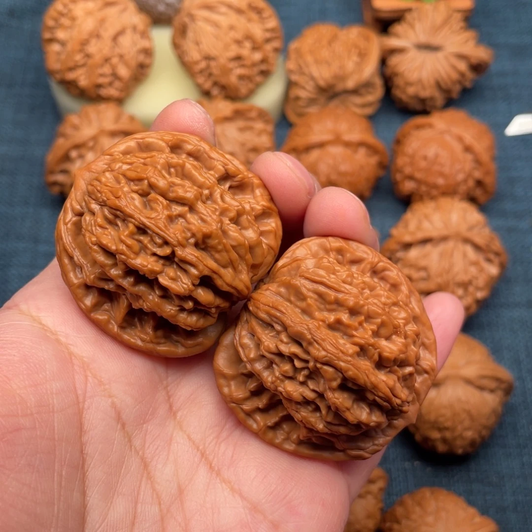 文玩核桃把件43毕业麦穗虎头全品