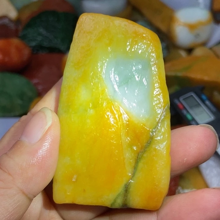 翡翠未镶嵌颈饰缅甸翡翠