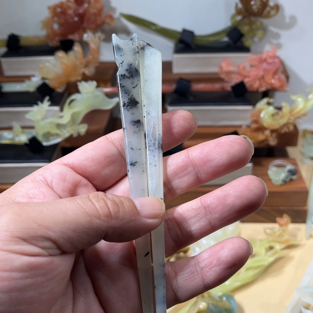 蛇纹石玉未镶嵌发簪