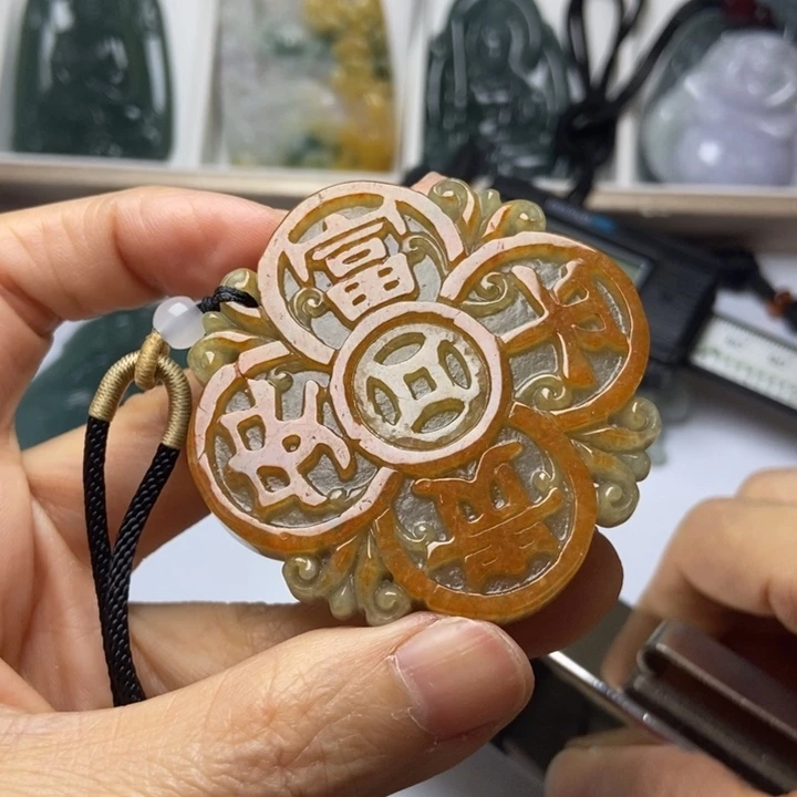 翡翠未镶嵌挂件翡翠
