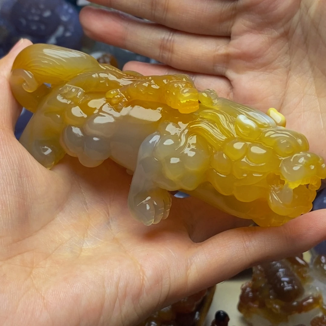 博***贸未镶嵌摆件玛瑙/玉髓