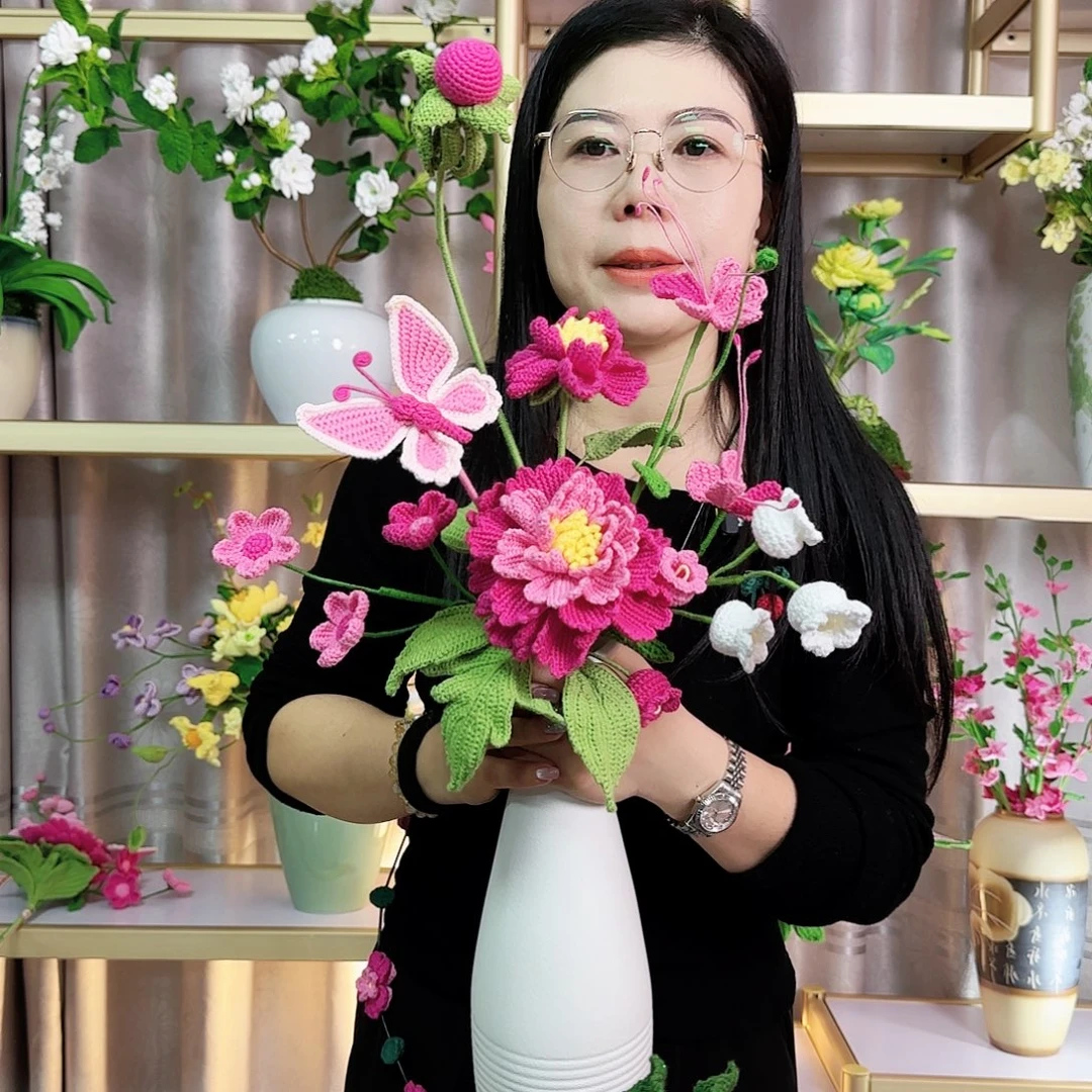 手工钩织设计花束