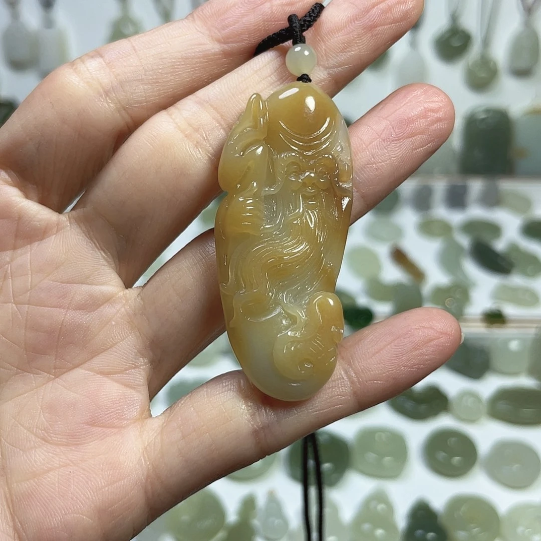 颈饰未镶嵌和田玉小**儿