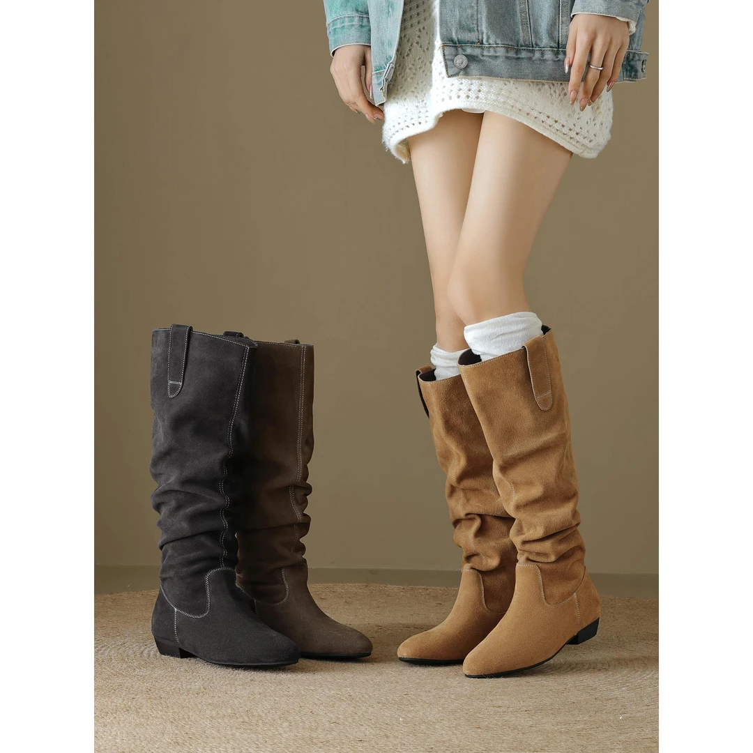 3.5cm复古尖头褶皱堆堆靴女2025年新款磨砂真皮西部牛仔靴骑士靴