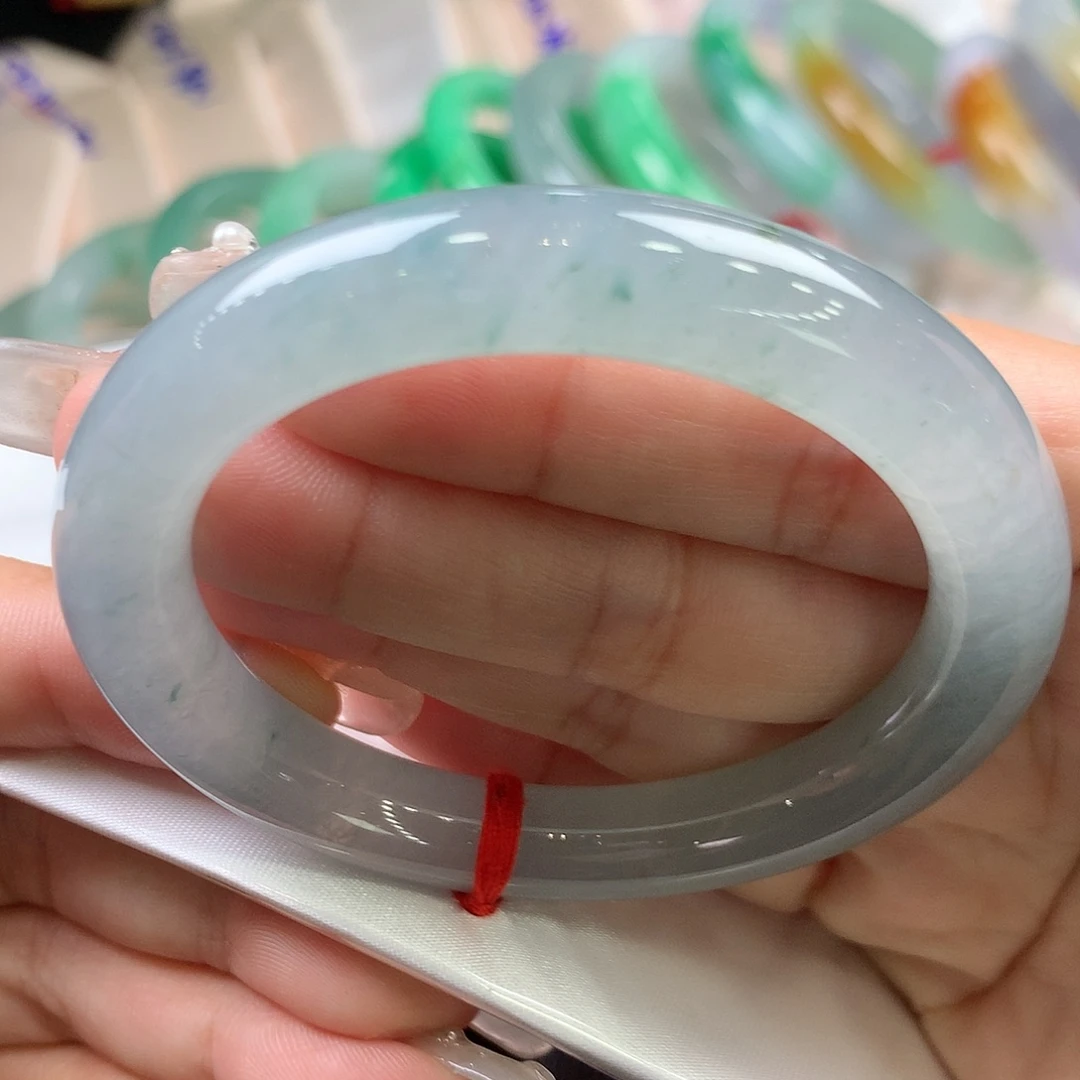 翡翠未镶嵌手镯49.7圆条