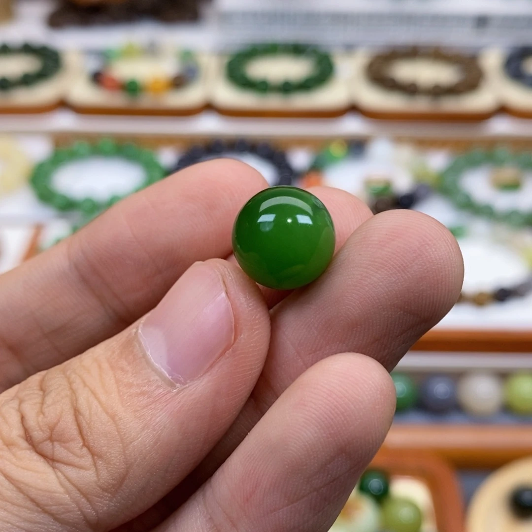 和田玉未镶嵌珠子方**～卡12