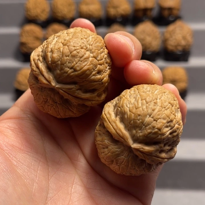 文玩核桃把件12-38