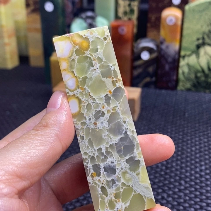 青田石石****生青田石印章石