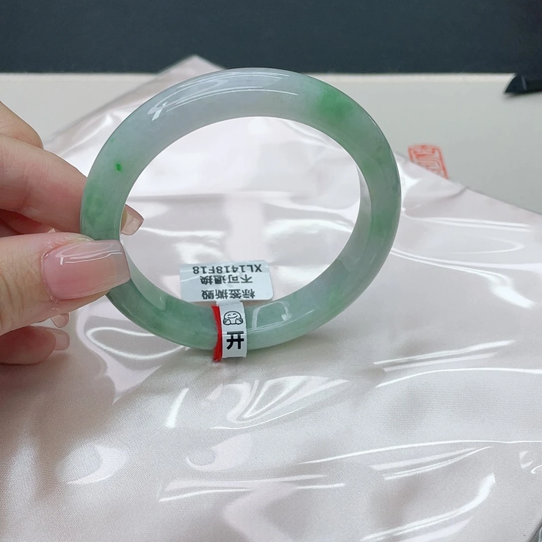 翡翠手镯未镶嵌正57.5