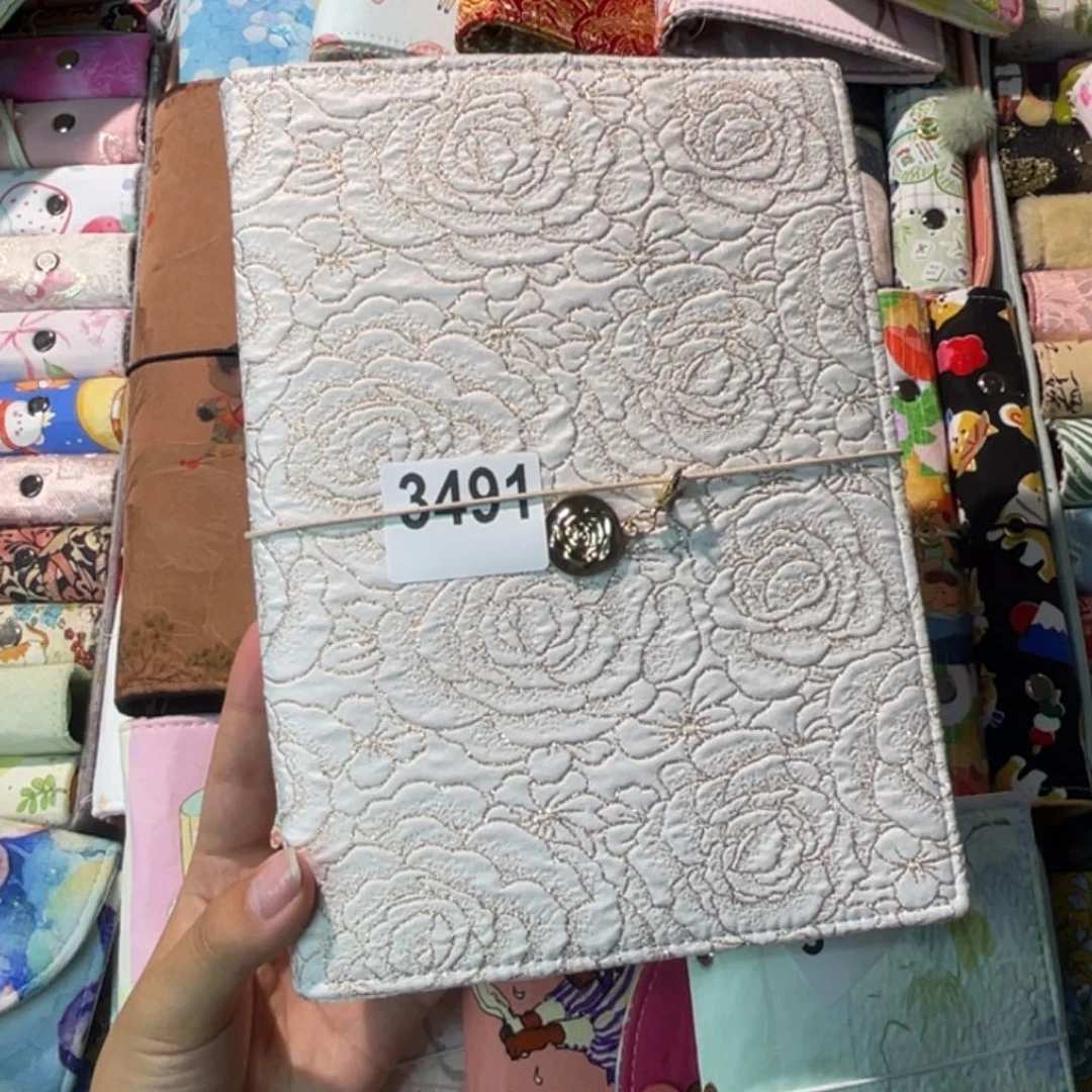 刺绣a5活页不加纸3491。