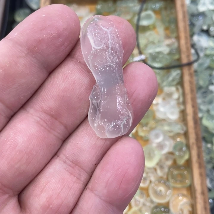 蛇纹石玉合金颈饰