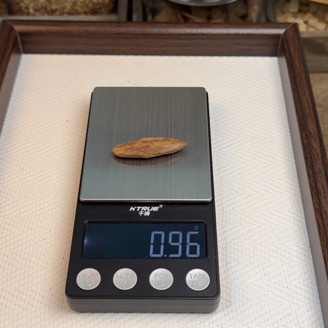 摆件沉香文莱树心熏香料