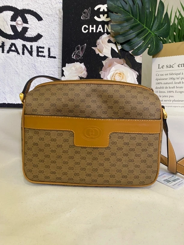 95新 GUCCI/古驰 兔兔奢/古驰斜挎包/240823086