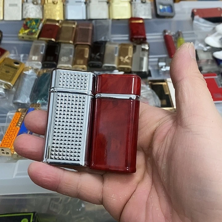 李***白明铬充气打火机充气打火机