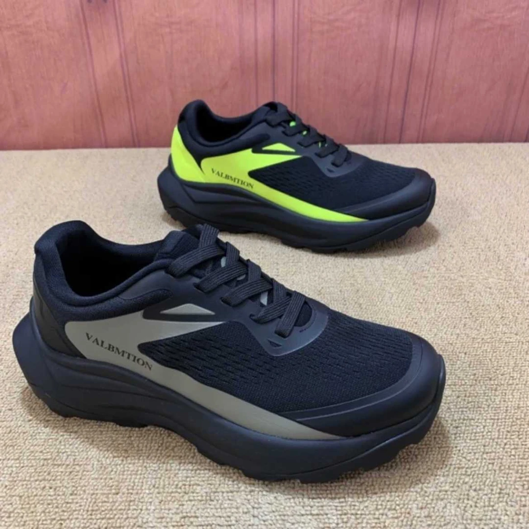 广州2025春夏新款飞织男鞋透气网布厚底轻便品质百搭男黑武士单鞋