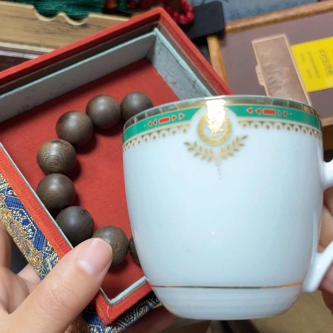 紫砂小。。。。。。。。。。。。
