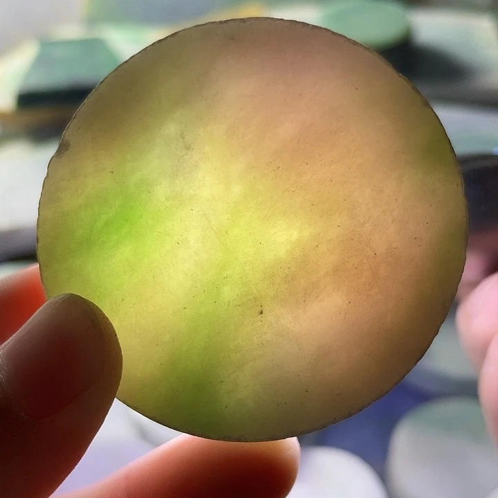 翡翠挂件未镶嵌毛料72