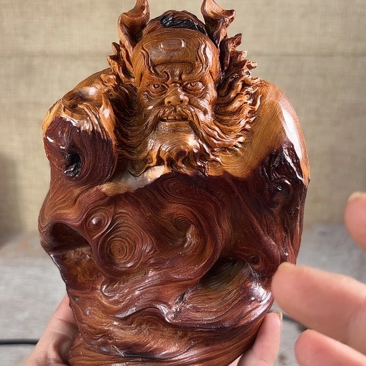 王***群崖柏崖柏雕刻钟馗