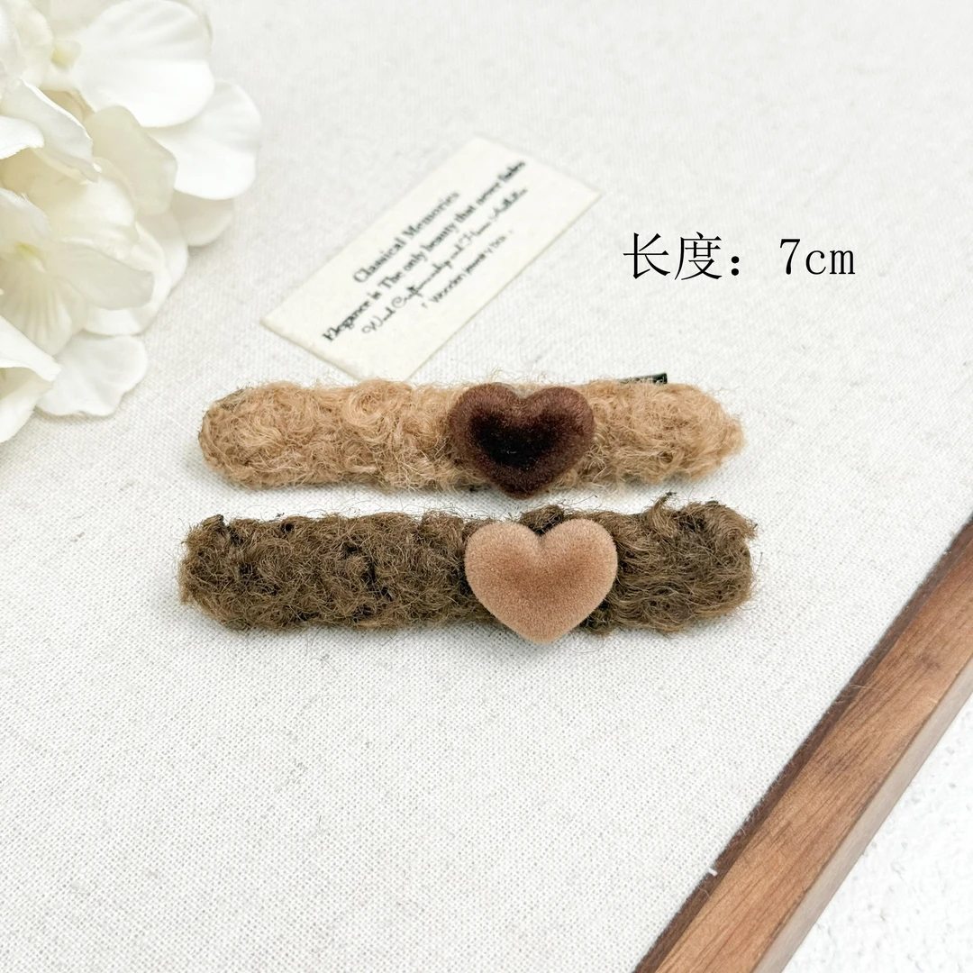 BAOSHATI/宝莎缇F-518韩版秋冬毛绒爱心侧边鸭嘴夹