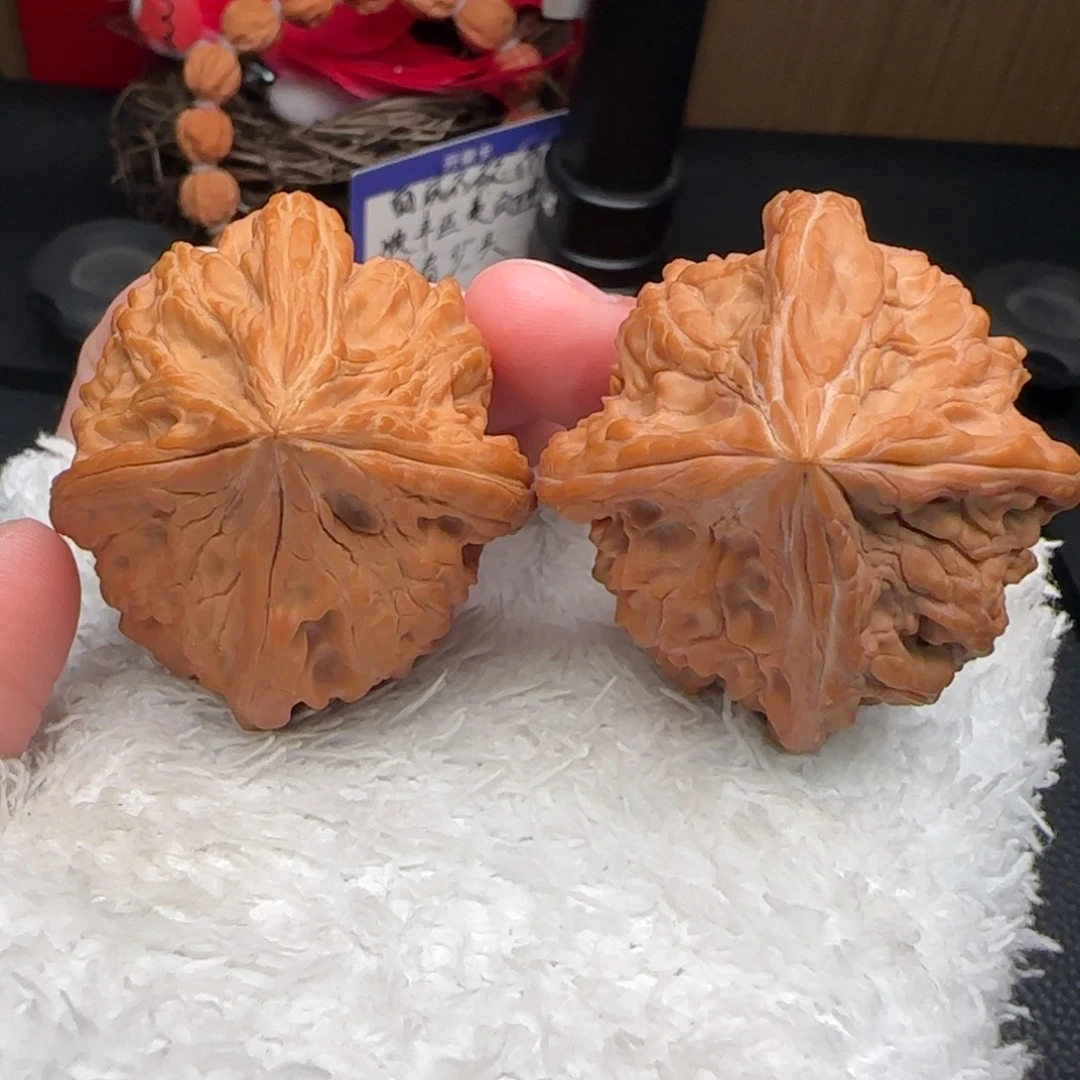 把件文玩核桃大沽石四棱全品44